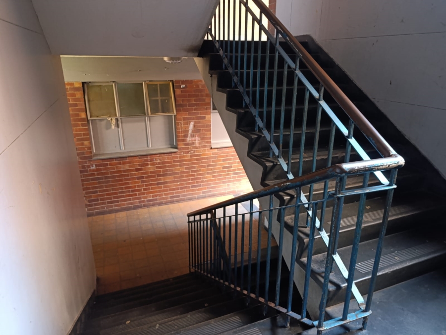 2 Bedroom Property for Sale in Pretoria Central Gauteng
