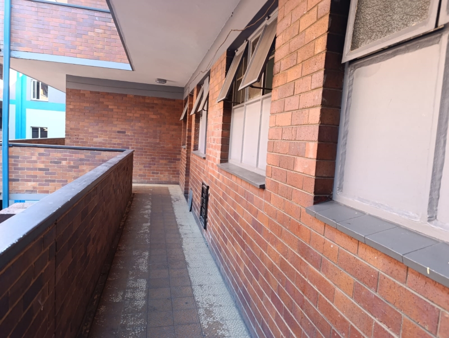 2 Bedroom Property for Sale in Pretoria Central Gauteng