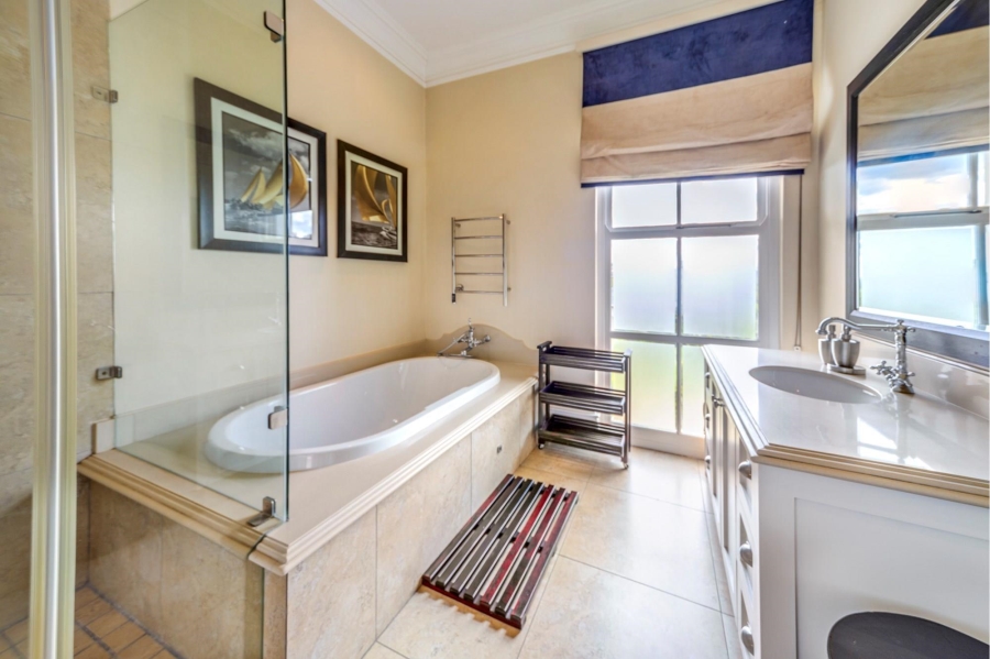 6 Bedroom Property for Sale in Waterfall Equestrian Estate Gauteng