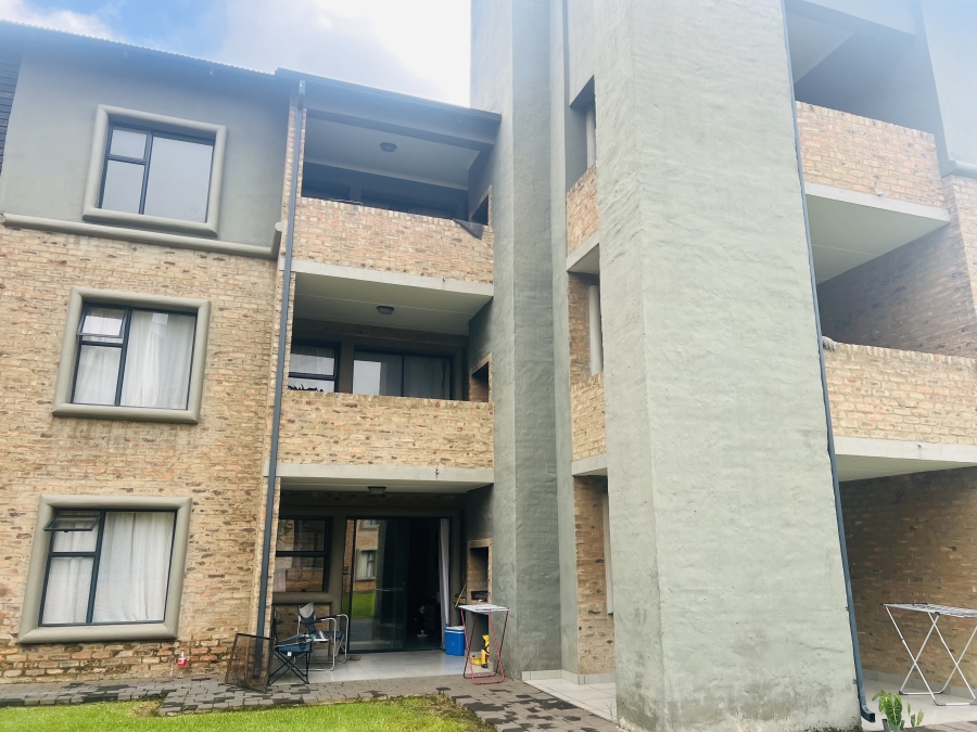 2 Bedroom Property for Sale in Pomona Gauteng