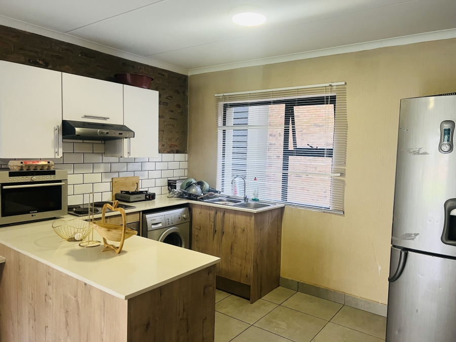 2 Bedroom Property for Sale in Pomona Gauteng