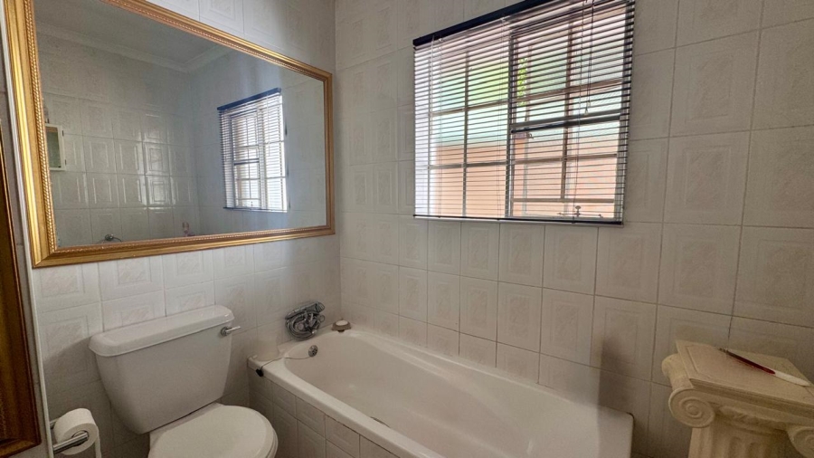 3 Bedroom Property for Sale in Vorna Valley Gauteng