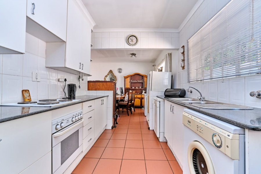 3 Bedroom Property for Sale in Vorna Valley Gauteng