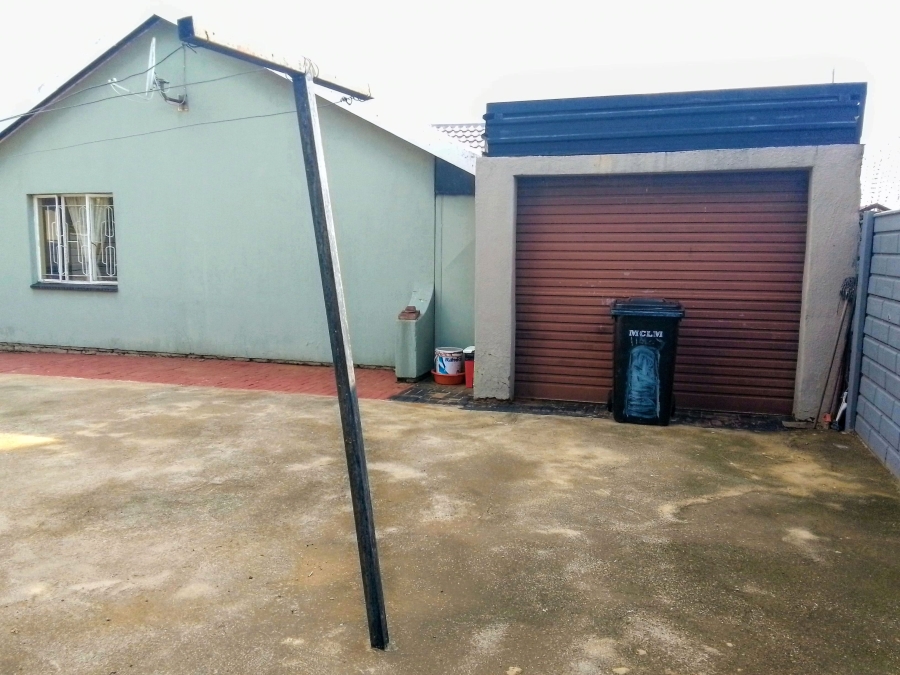 3 Bedroom Property for Sale in Kagiso Gauteng