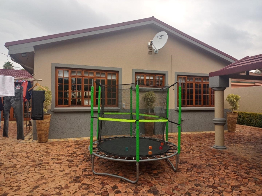 3 Bedroom Property for Sale in Capital Park Gauteng