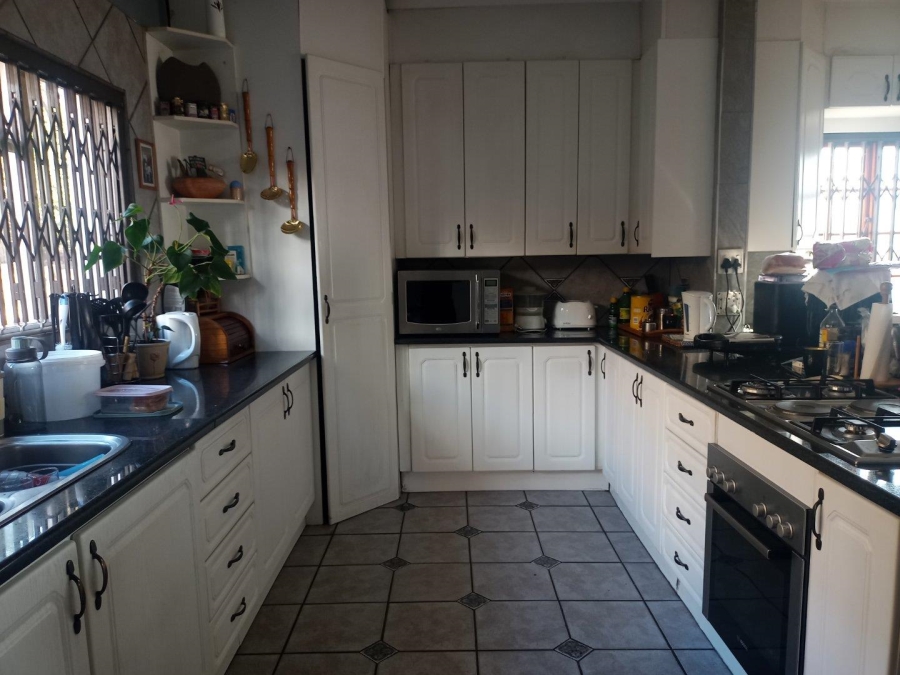 5 Bedroom Property for Sale in Capital Park Gauteng