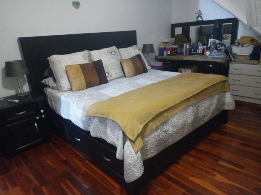 5 Bedroom Property for Sale in Capital Park Gauteng