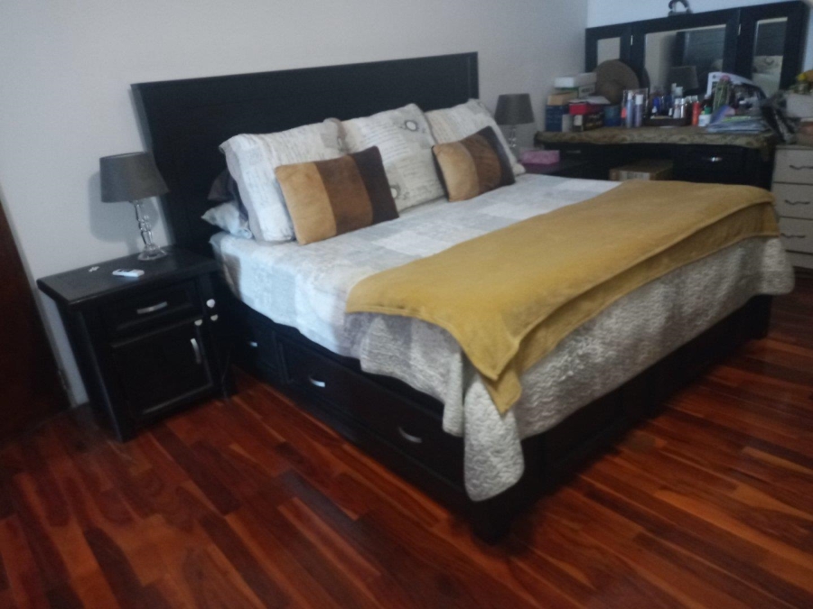 5 Bedroom Property for Sale in Capital Park Gauteng