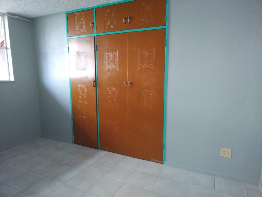 2 Bedroom Property for Sale in East Lynne Gauteng