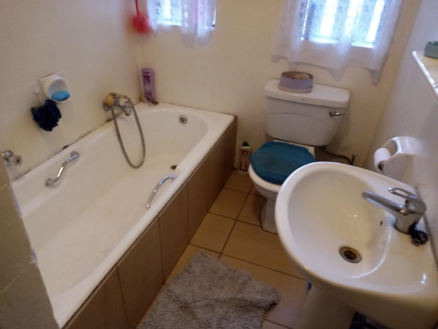 4 Bedroom Property for Sale in Capital Park Gauteng