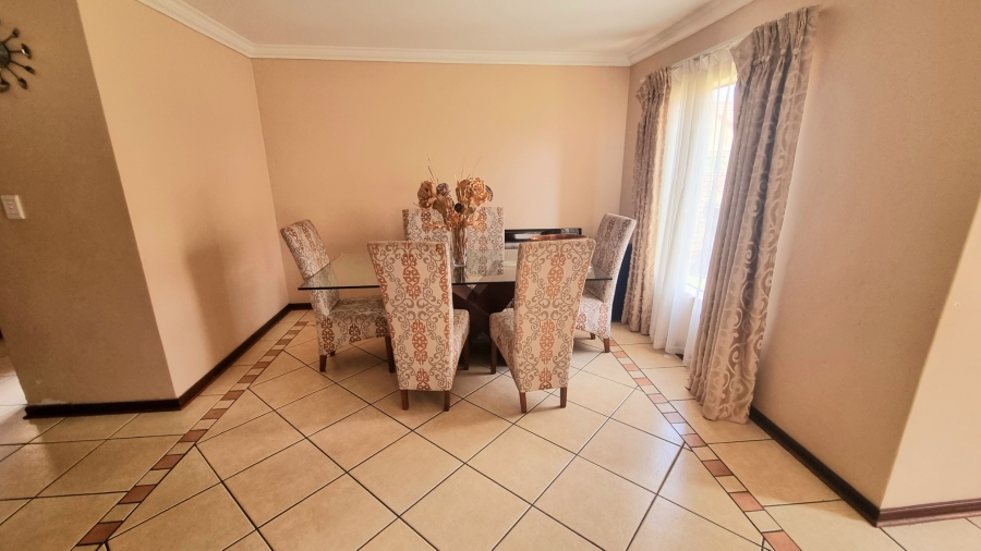 3 Bedroom Property for Sale in Noordwyk Gauteng