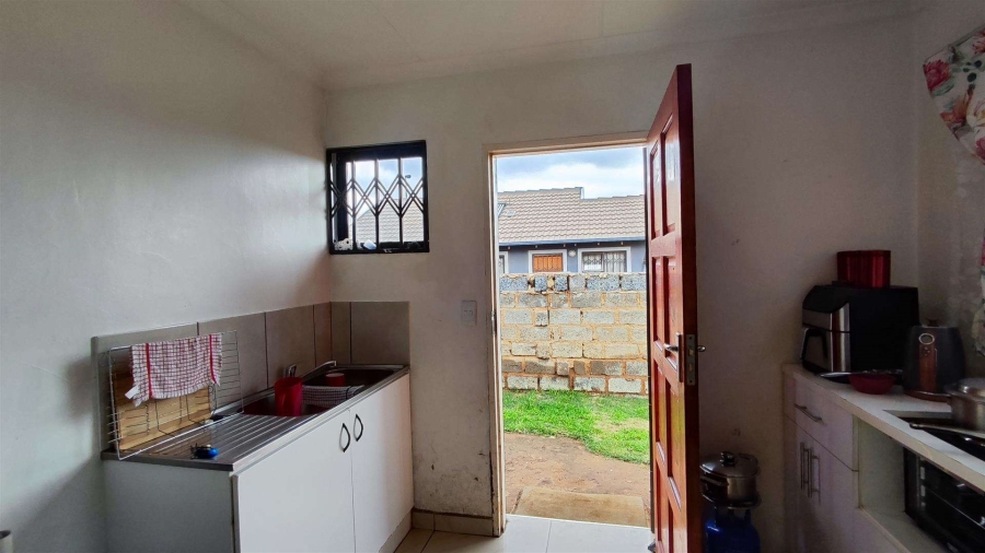 3 Bedroom Property for Sale in Dersley Gauteng