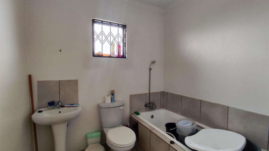 3 Bedroom Property for Sale in Dersley Gauteng