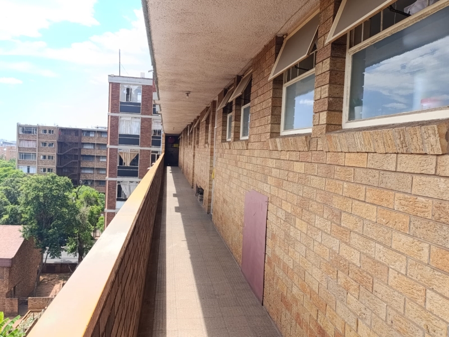 1 Bedroom Property for Sale in Muckleneuk Gauteng