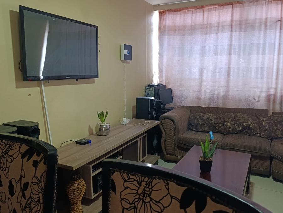 1 Bedroom Property for Sale in Muckleneuk Gauteng