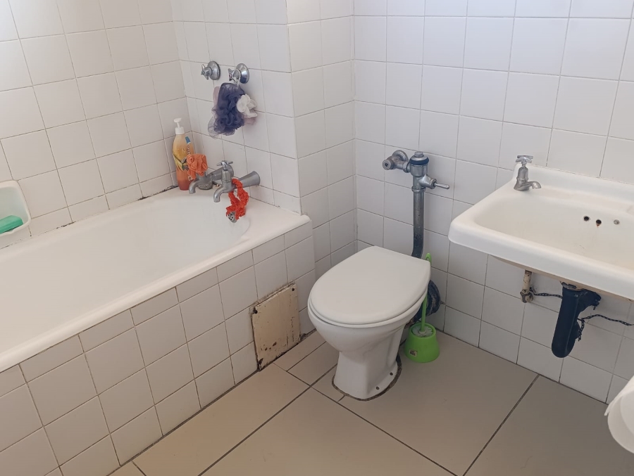 1 Bedroom Property for Sale in Muckleneuk Gauteng