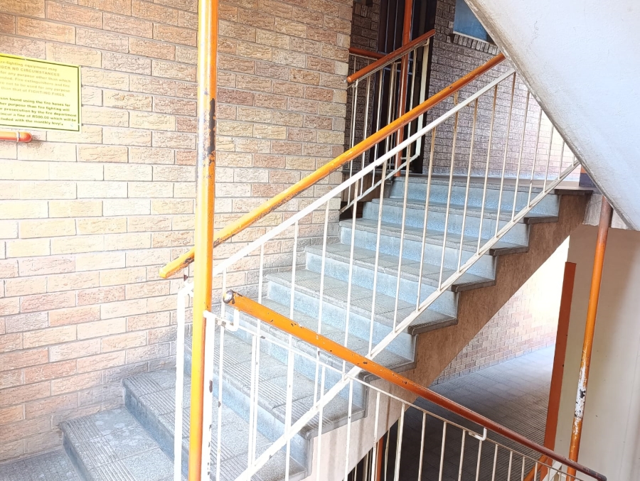 1 Bedroom Property for Sale in Muckleneuk Gauteng