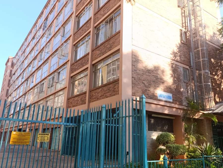 1 Bedroom Property for Sale in Sunnyside Gauteng