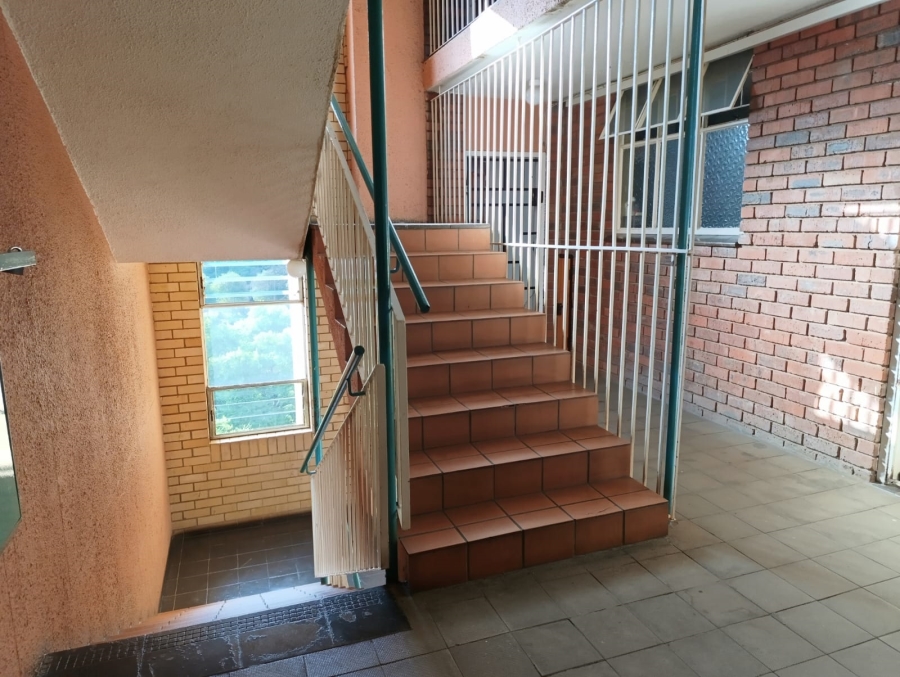 1 Bedroom Property for Sale in Sunnyside Gauteng