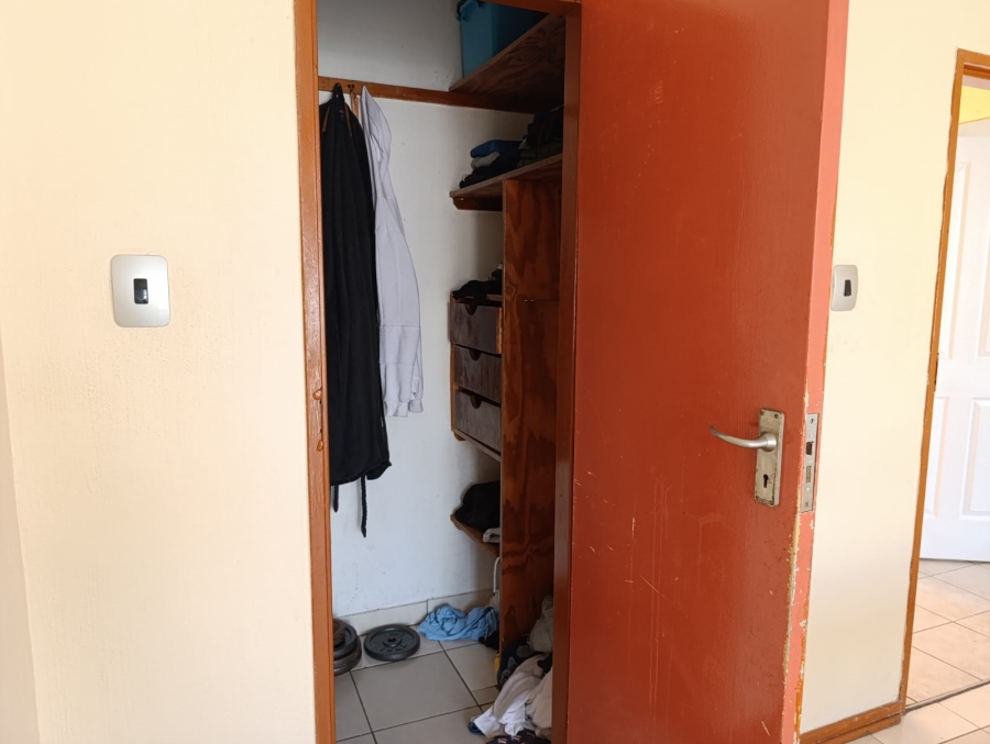 1 Bedroom Property for Sale in Sunnyside Gauteng