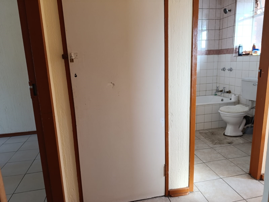 1 Bedroom Property for Sale in Sunnyside Gauteng