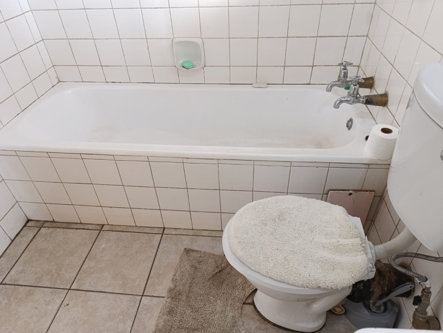 1 Bedroom Property for Sale in Sunnyside Gauteng