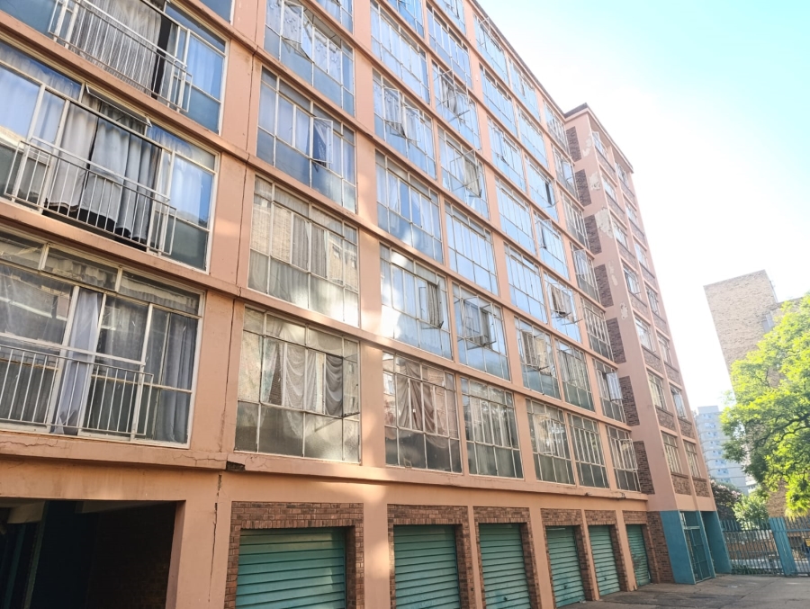 1 Bedroom Property for Sale in Sunnyside Gauteng