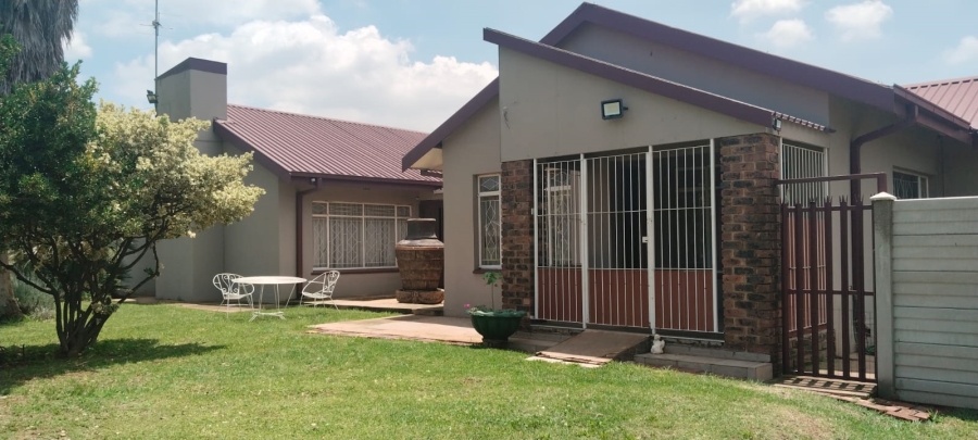4 Bedroom Property for Sale in Homelands Gauteng