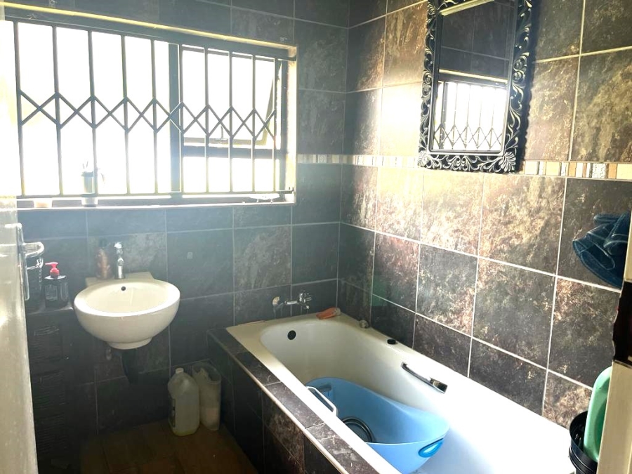 4 Bedroom Property for Sale in Arcon Park Gauteng