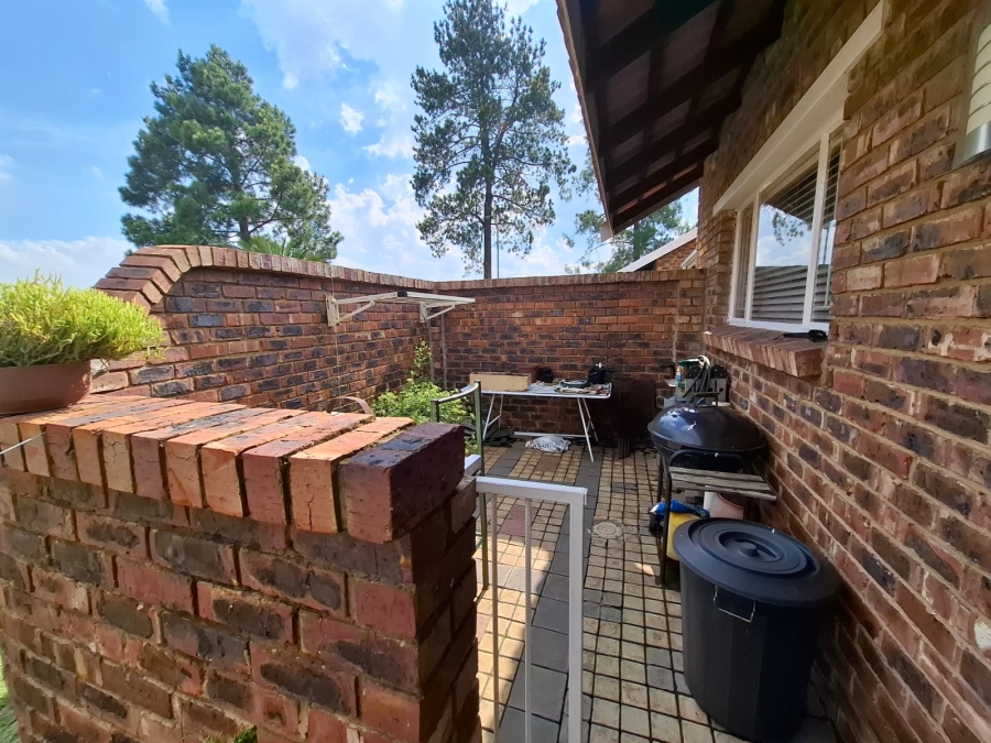 2 Bedroom Property for Sale in Riversdale Gauteng