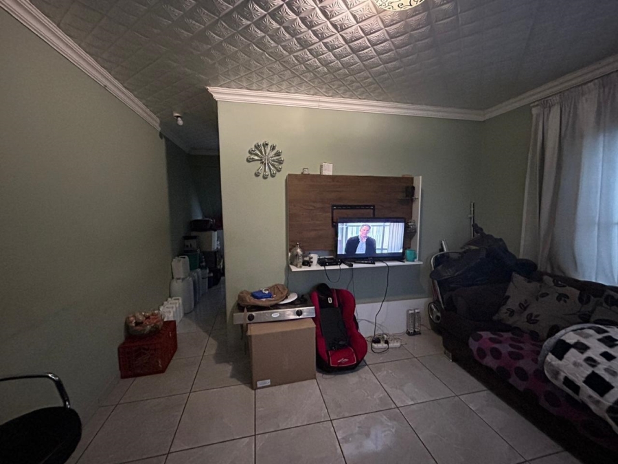 3 Bedroom Property for Sale in Clayville Gauteng