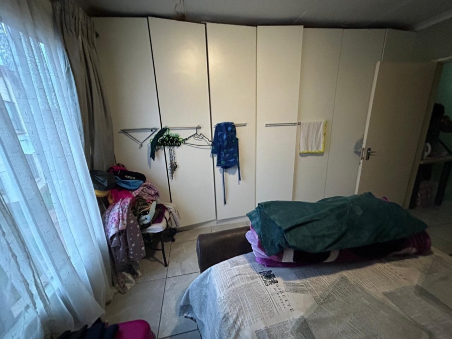 3 Bedroom Property for Sale in Clayville Gauteng