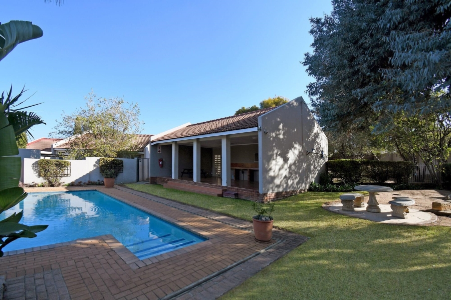 2 Bedroom Property for Sale in Fourways Gauteng