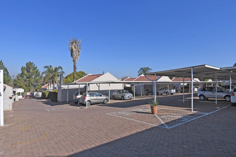 2 Bedroom Property for Sale in Fourways Gauteng