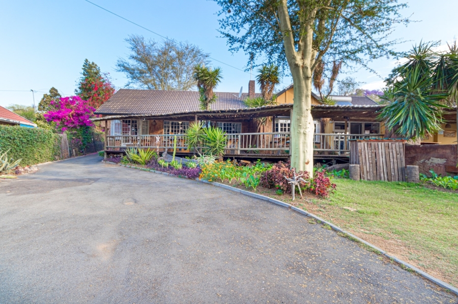 17 Bedroom Property for Sale in Fourways Gauteng