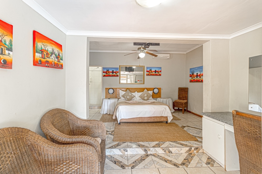 17 Bedroom Property for Sale in Fourways Gauteng