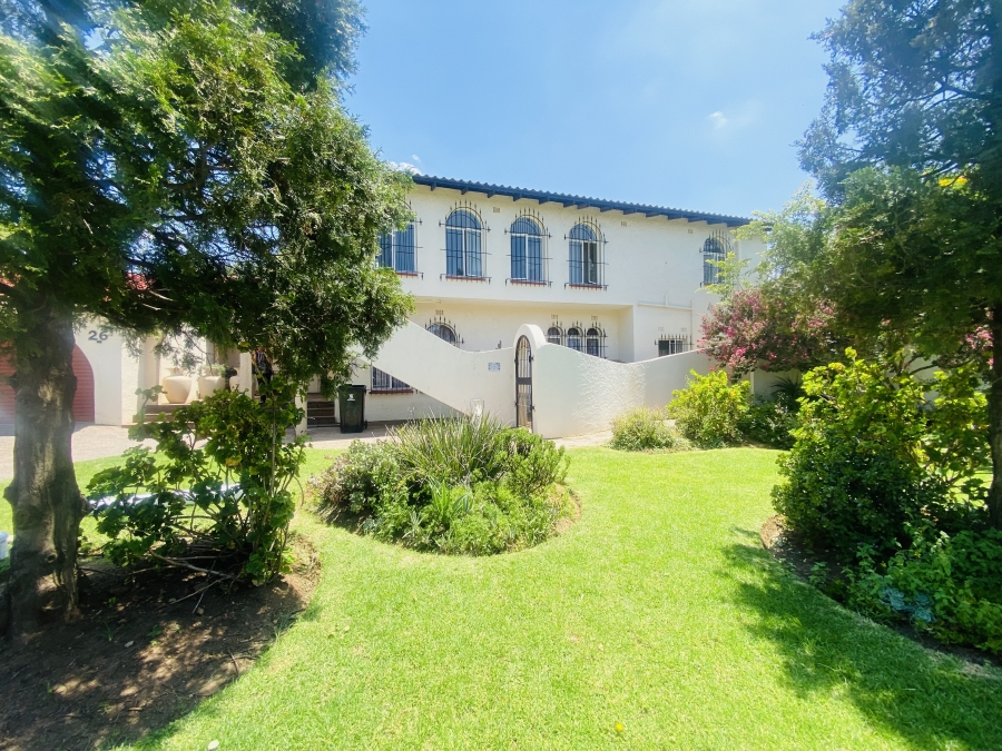 4 Bedroom Property for Sale in Alberante Gauteng