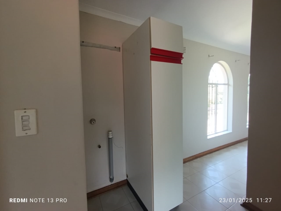 3 Bedroom Property for Sale in Alberante Gauteng