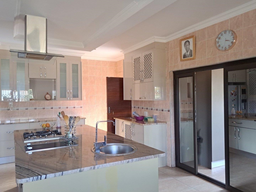 5 Bedroom Property for Sale in Rietvlei View Gauteng