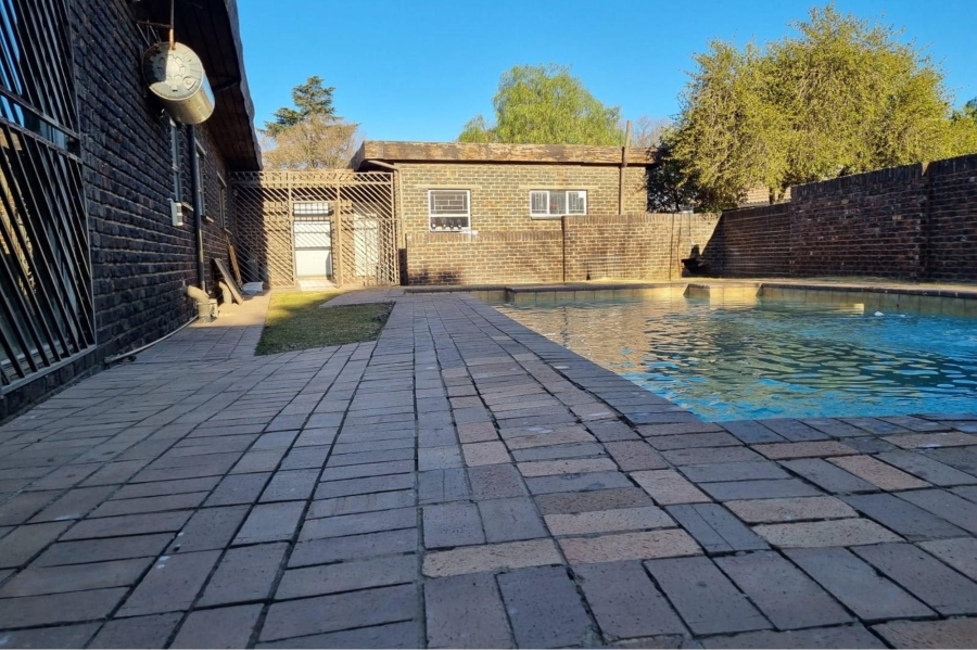 4 Bedroom Property for Sale in Sharon Park Gauteng