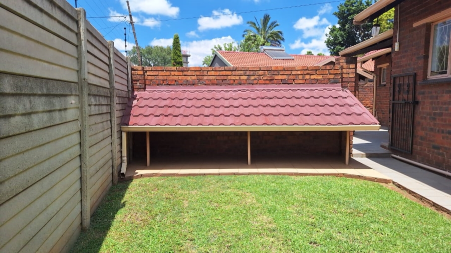 3 Bedroom Property for Sale in Bonaero Park Gauteng