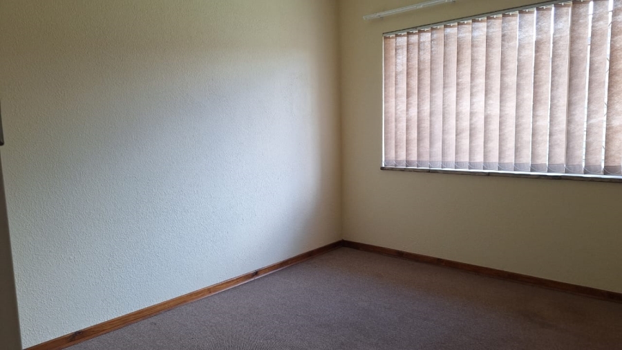 3 Bedroom Property for Sale in Bonaero Park Gauteng