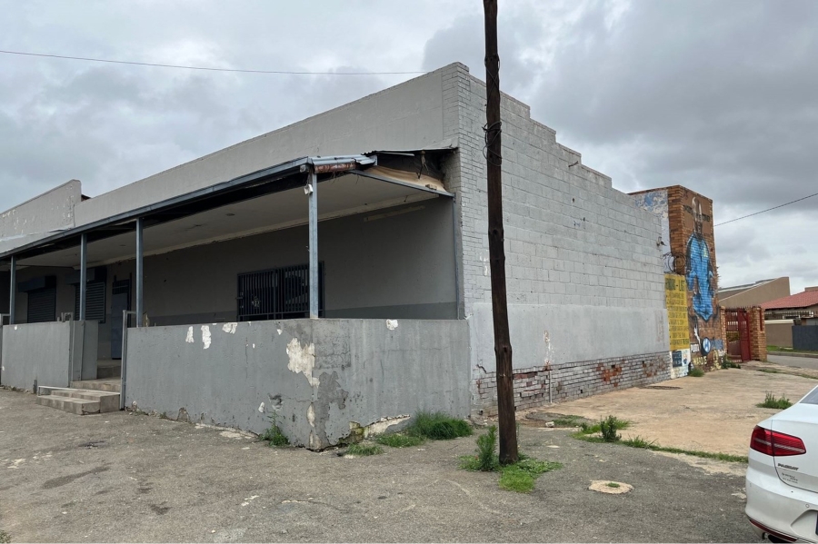 To Let commercial Property for Rent in Senaoane Gauteng