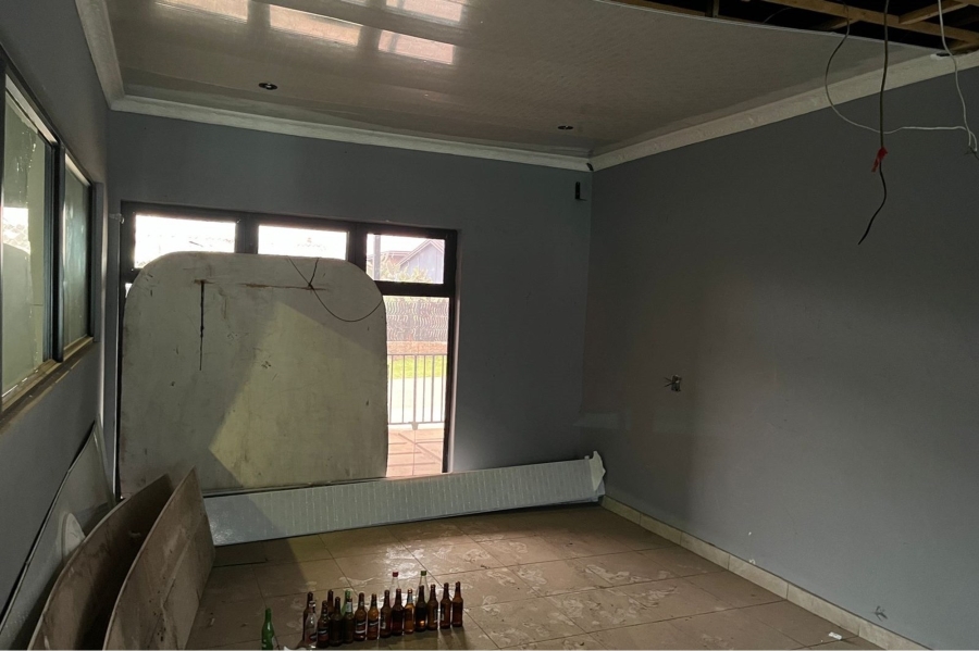 To Let commercial Property for Rent in Senaoane Gauteng