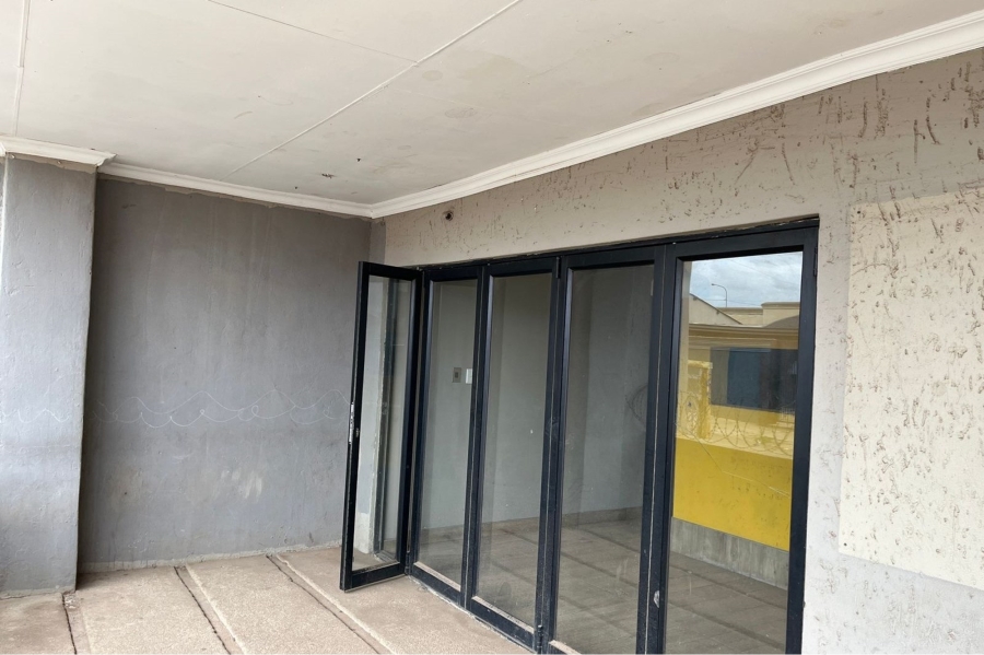 To Let commercial Property for Rent in Senaoane Gauteng
