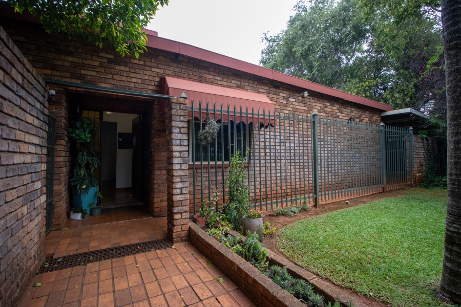 3 Bedroom Property for Sale in Die Wilgers Gauteng