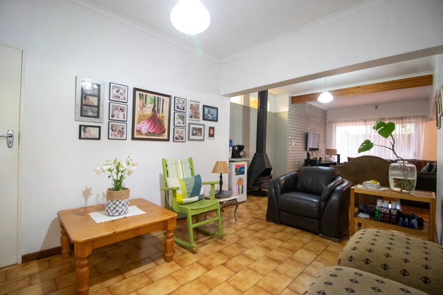 3 Bedroom Property for Sale in Die Wilgers Gauteng