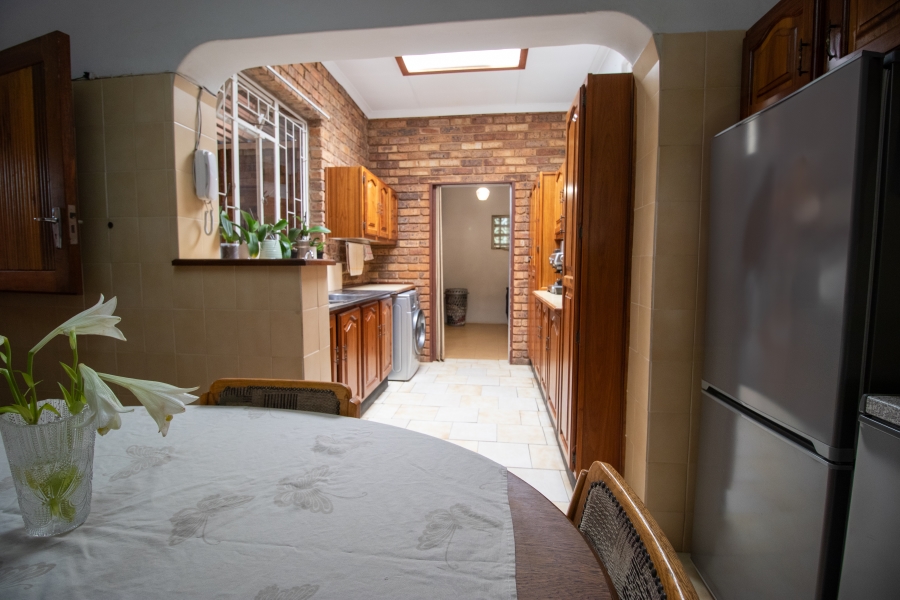 3 Bedroom Property for Sale in Die Wilgers Gauteng