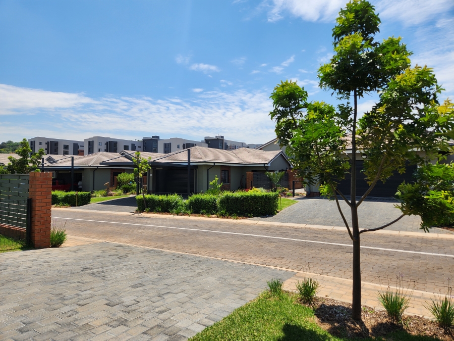 3 Bedroom Property for Sale in Waterkloof Marina Retirement Estate Gauteng