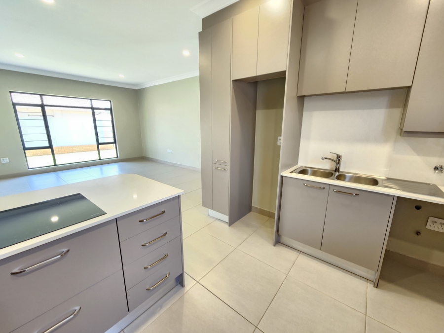 3 Bedroom Property for Sale in Waterkloof Marina Retirement Estate Gauteng